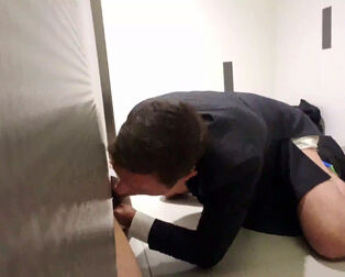 Suckin and Blowin' Dude Pounds on Knees through Gloryhole