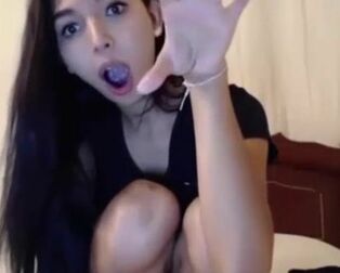 teen girls masturbate webcam